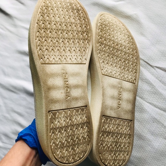 Vionic Cream Slip-On Shoes - Picture 6 of 12